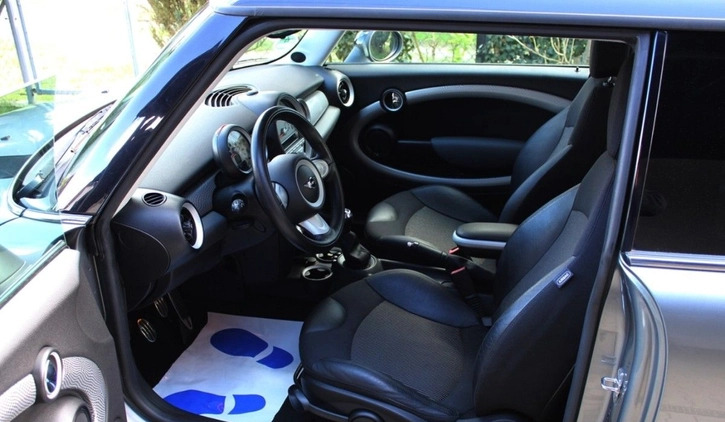 MINI Cooper cena 27500 przebieg: 200693, rok produkcji 2009 z Namysłów małe 191